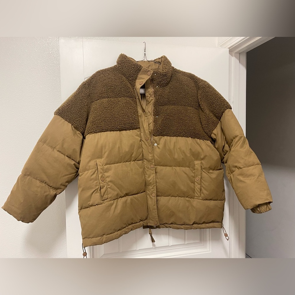 Good American Olive Puffer Jacket